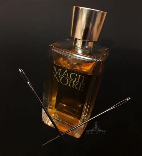 magie noire perfume review.